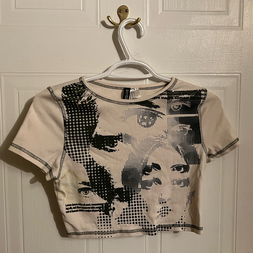 DIVIDED Graphic Y2K Grunge Flashing Faces Tee